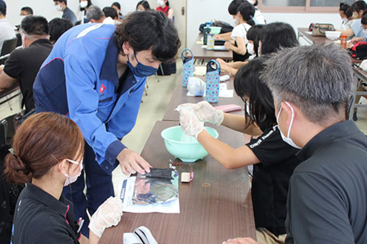 種類のわくわく化学実験〜自分の好きな実験を選んで体験しよう〜